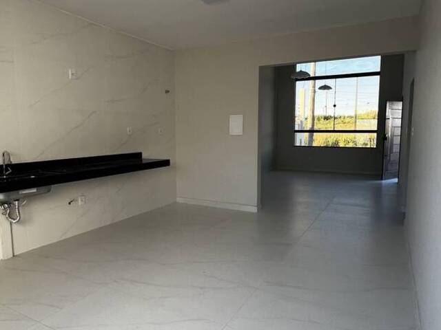 #131 - Casa para Venda em Feira de Santana - BA