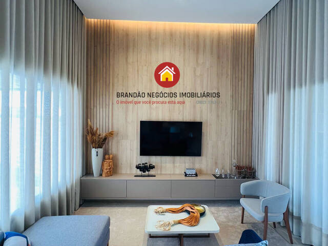 #140 - Casa para Venda em Feira de Santana - BA