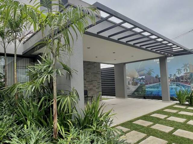 #147 - Casa para Venda em Feira de Santana - BA