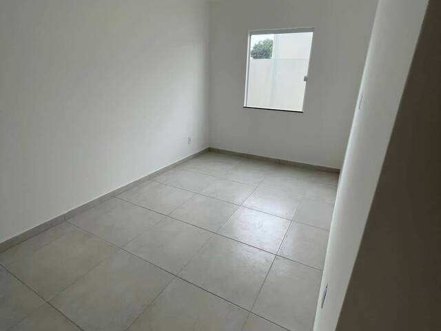#165 - Casa para Venda em Feira de Santana - BA