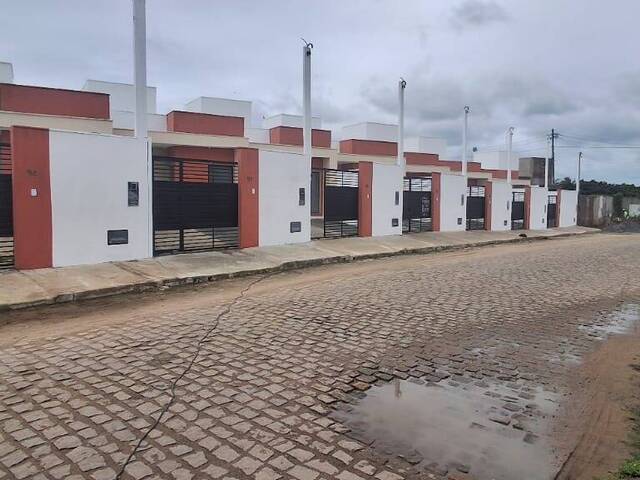 #166 - Casa para Venda em Feira de Santana - BA - 1